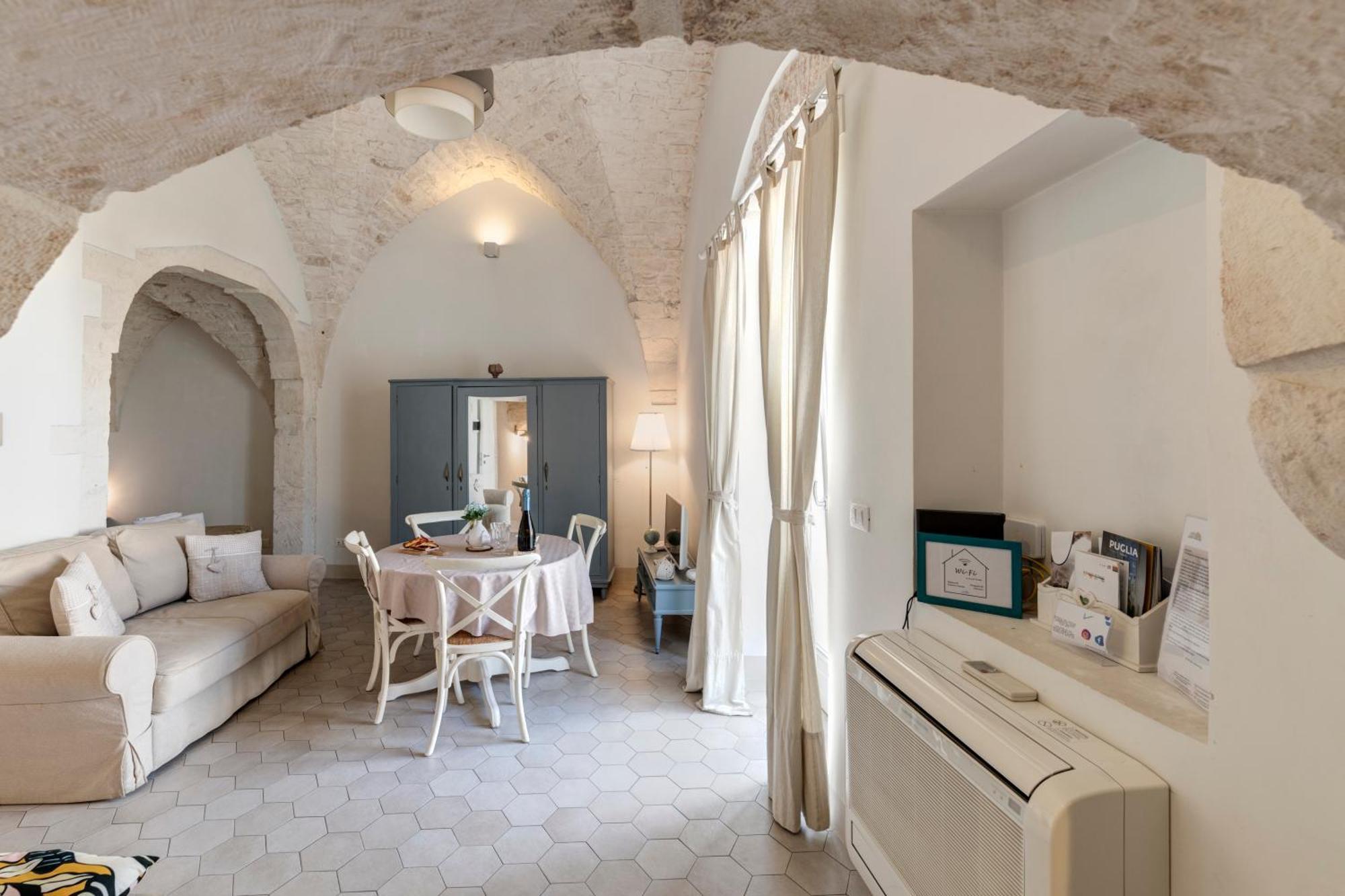 Ca'Milla Suite Home Остуні Екстер'єр фото
